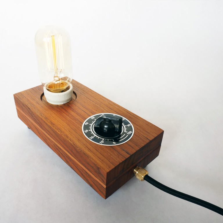 Exclusive handmade table lamp ‘Knob’ bakelite and Teak Edison bulb