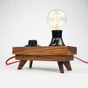 Lamp ‘Dail’ | Notenhout | G80 Edison | bakeliet | vintage